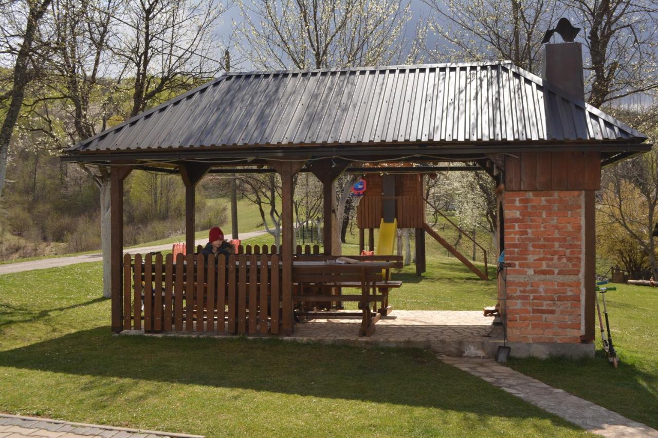 סמולג'אנאק Guesthouse Andja מראה חיצוני תמונה